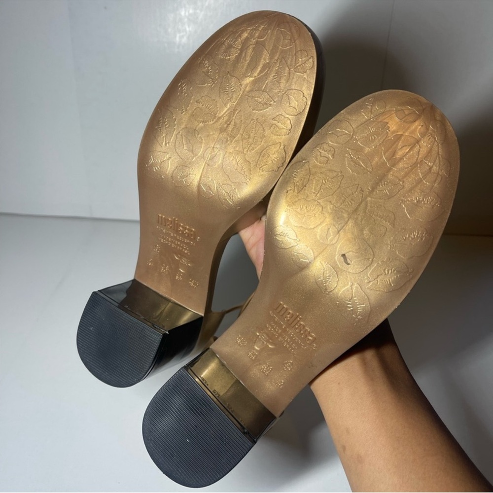 Melissa Elegant Gold and Black Heels - Picture 12 of 16